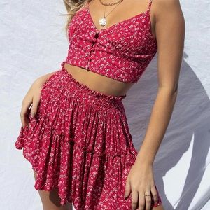 Princess Polly two piece Shah Set in Red US size: 4